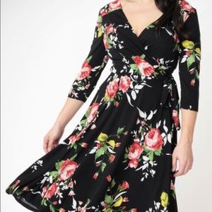 The Kelsie Wrap Dress / floral / 1940s